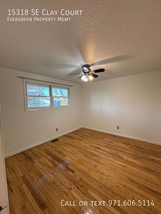 Building Photo - 15318 SE Clay Ct