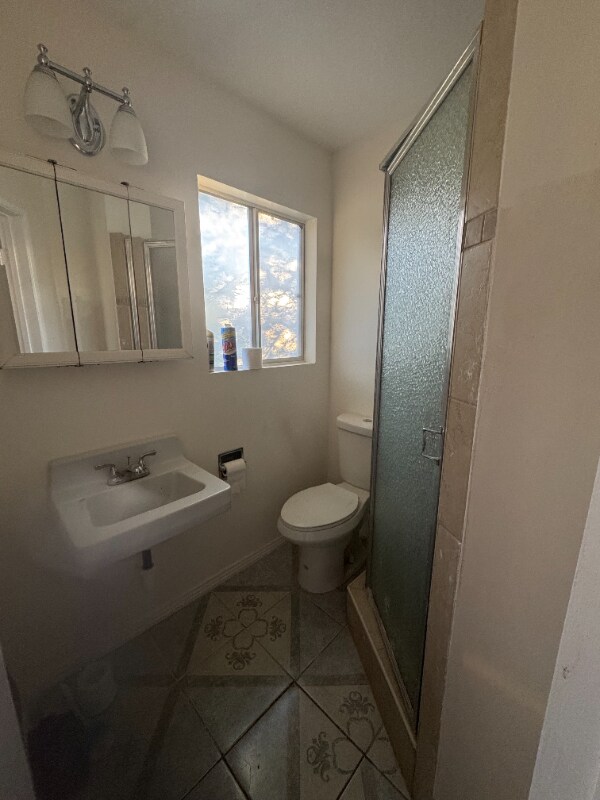 Building Photo - 40781 Acacia E Ave