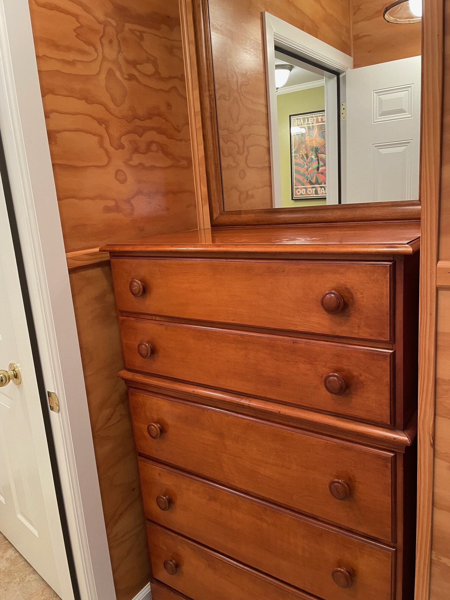 Plenty of drawer space. - 31312 Rd 280B