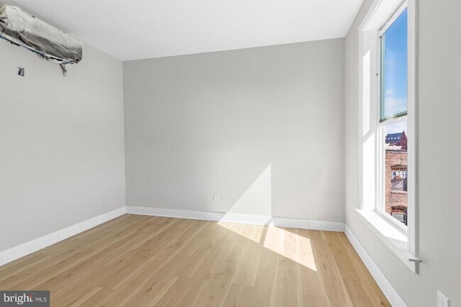 Building Photo - 1935 N 2nd St