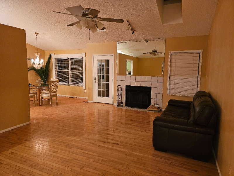 Building Photo - 1163 Colby Dr