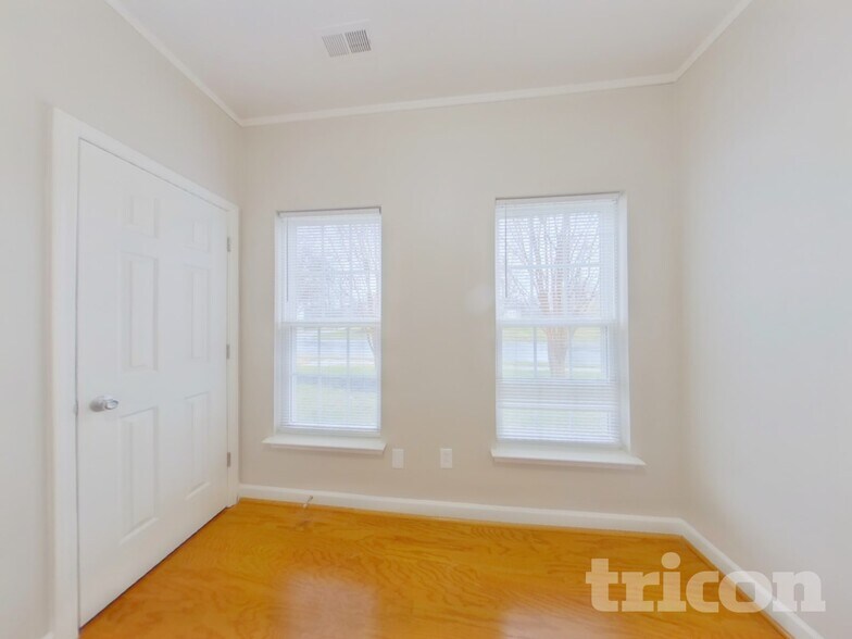 Building Photo - 8530 Delamere Ln