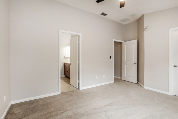 Building Photo - 13406 Ocean Mist Dr