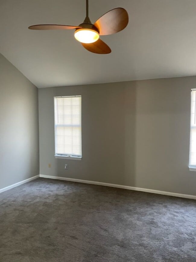 Building Photo - Quaint Townhome in the Heart of North Augusta