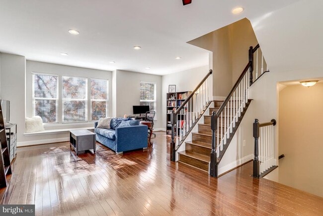 Building Photo - 2342 Huntington Station Ct