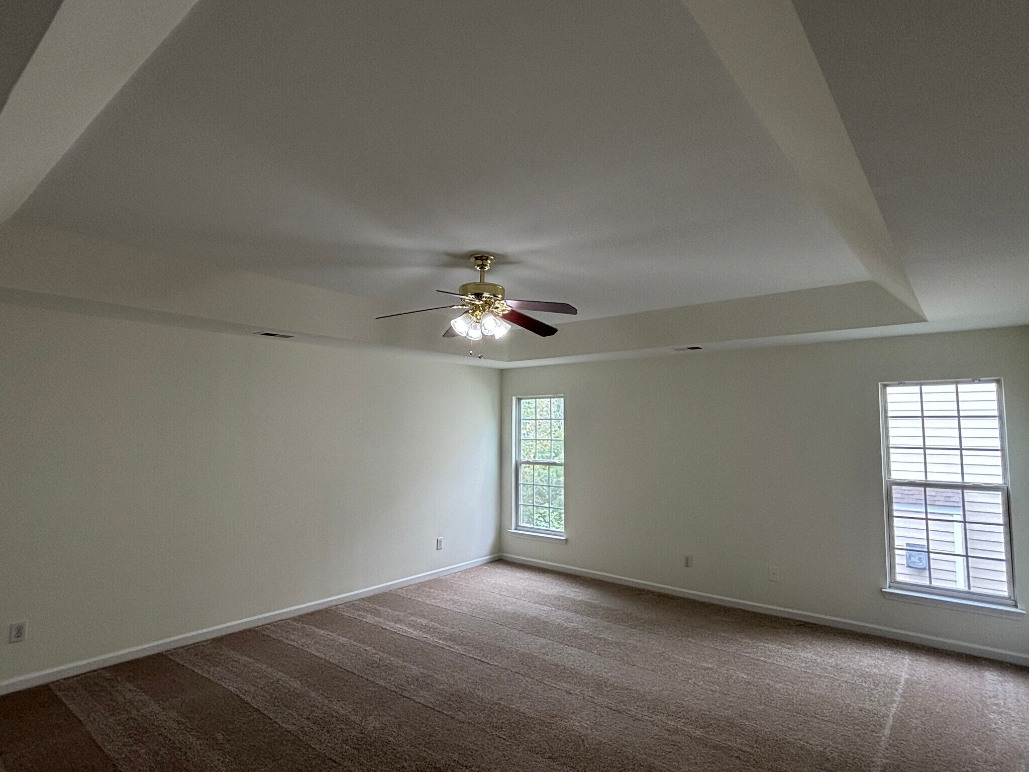 Building Photo - 15938 Wayland Dr