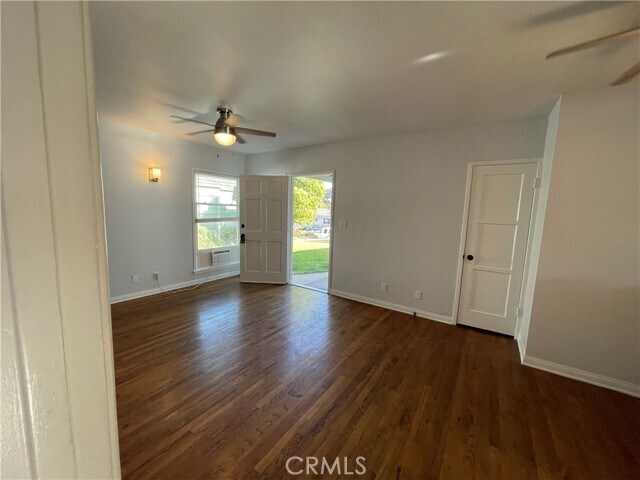 Building Photo - 4447 E 14th St