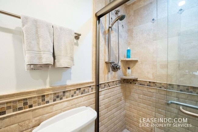 Building Photo - 1325 13th St NW