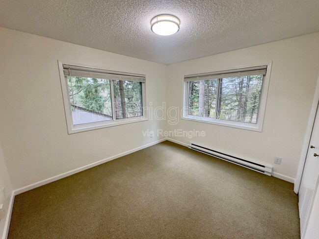 Building Photo - 307 Cervantes Cir