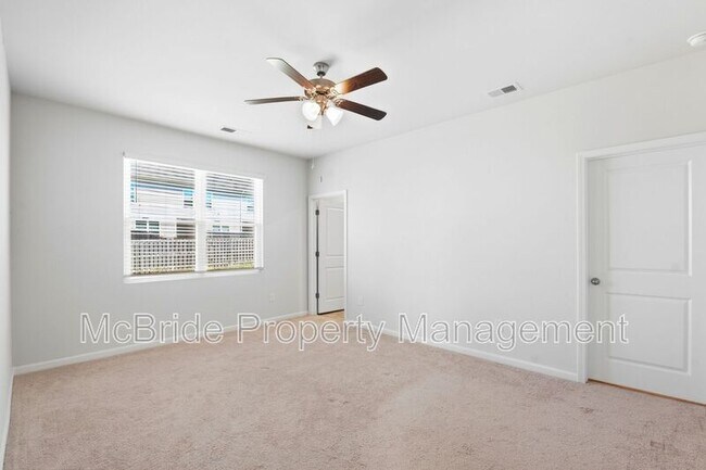 Building Photo - 6036 Beadlow St