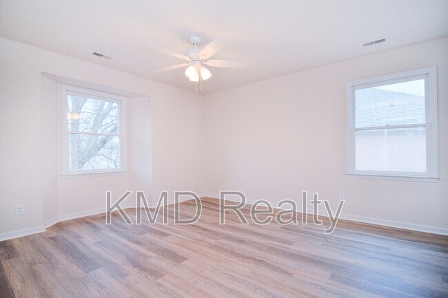 Building Photo - 6120 Meadow Rose Ln