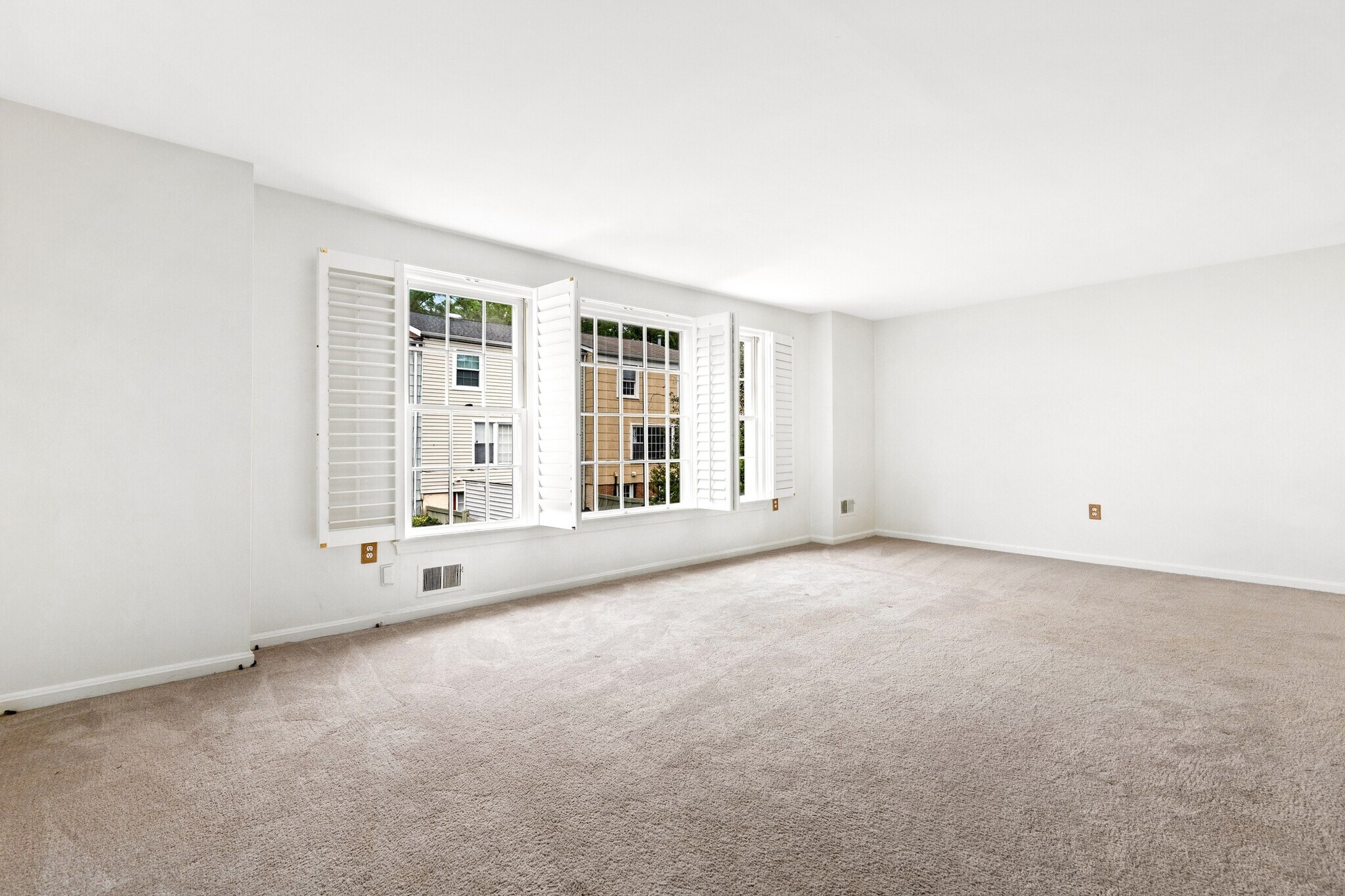 Building Photo - 4432 Longworthe Sq