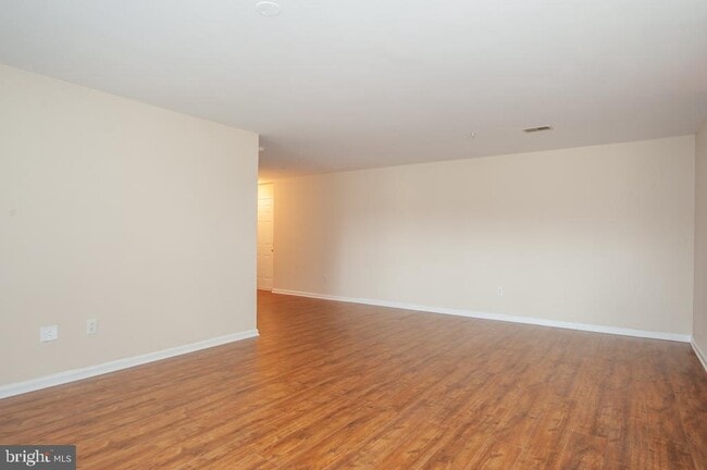 Primary Photo - 7526 Coxton Ct