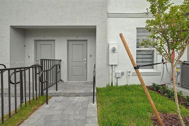 Building Photo - 12476 SW 248th St