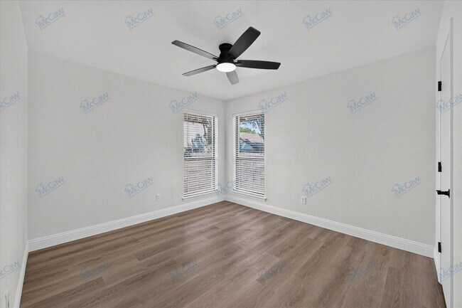 Building Photo - 1248 W Hudgins St