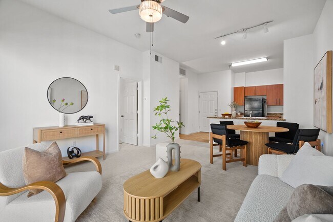 Building Photo - Modern and Luxurious 1 Bedroom 1 Bath Condo in the Desirable Brickyard Community