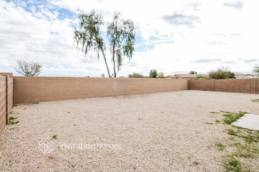 Building Photo - 30459 Maple Chase Dr