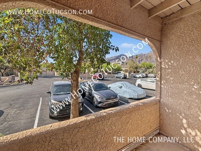 Building Photo - 5750 N Camino Esplendora