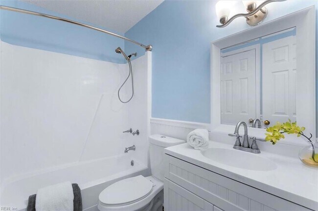 Building Photo - 5403 Sasha Ct