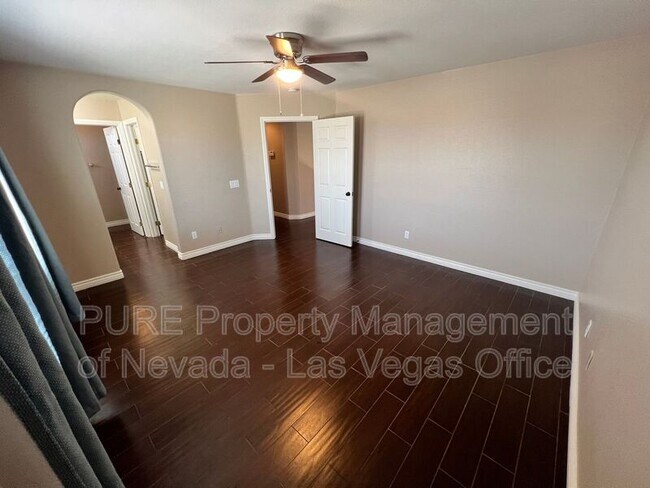 Building Photo - 5308 Las Cruces Heights St