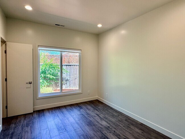Building Photo - 1111 Pippin Creek Ct