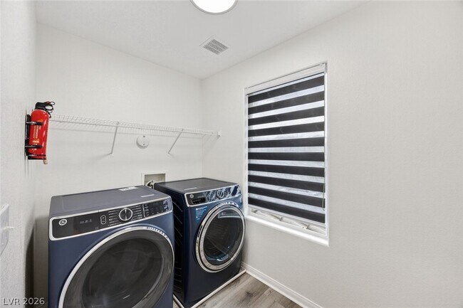 Building Photo - 7842 Juniper Forest St