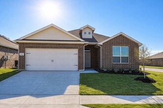 Building Photo - 5400 Gold Pond Dr