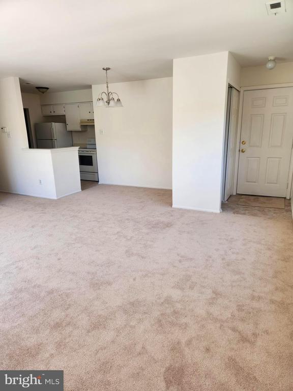 Building Photo - 103 Lucas Ln