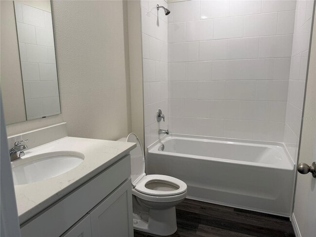 Building Photo - 1043 Morfontaine St