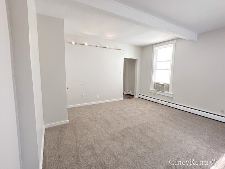 Building Photo - 1132 Fuller St