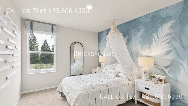 Building Photo - 4004 Hyde Lp NE