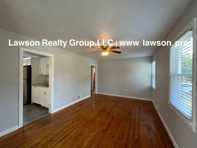 Building Photo - Updated, Cozy, and Clean- One Level Living...