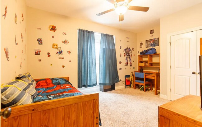 Building Photo - Southern Comfort Living: Your Dream Rental...