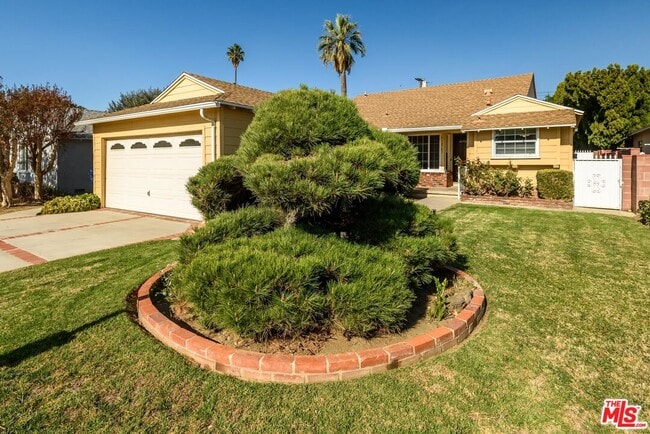 Building Photo - 14745 Marlin Pl