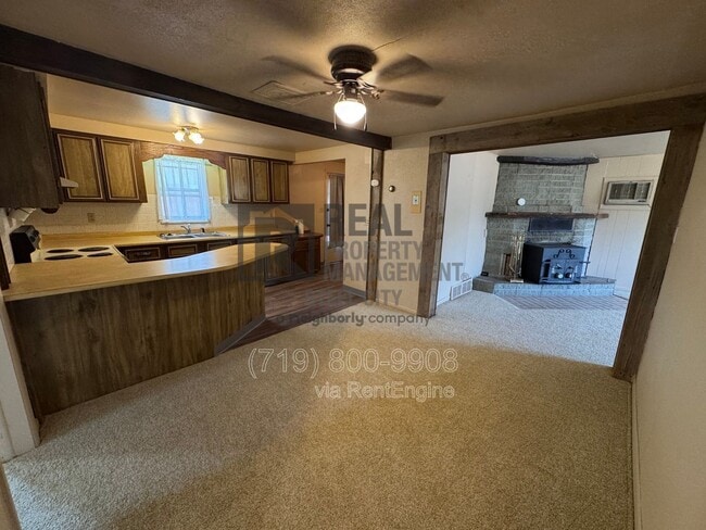 Building Photo - 2401 Overton Rd