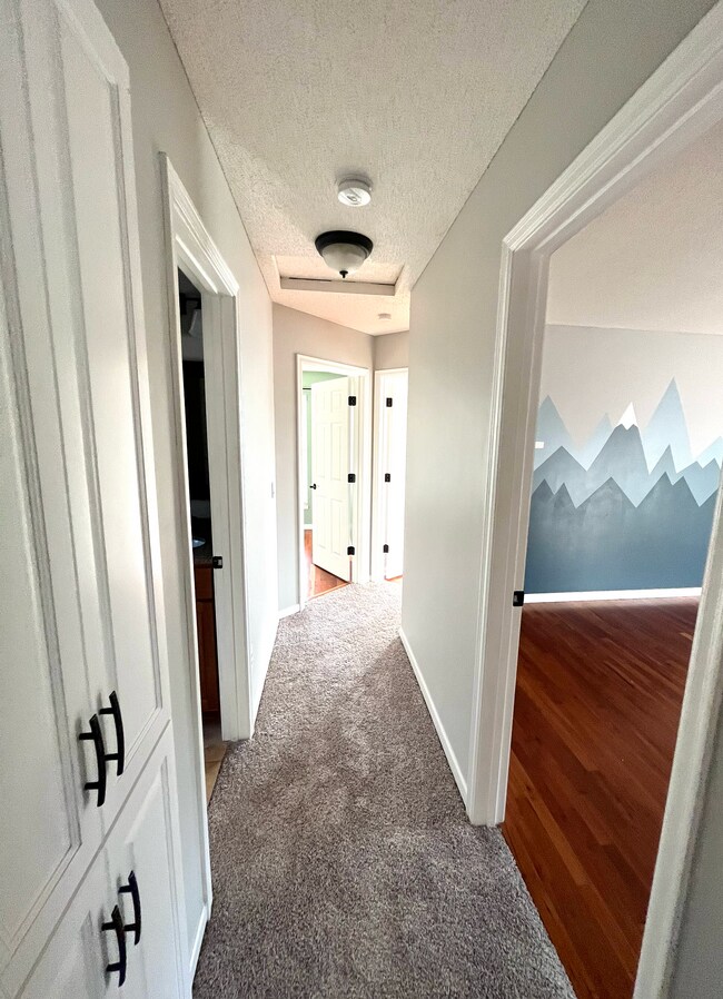 Building Photo - 17093 Isleton Ave