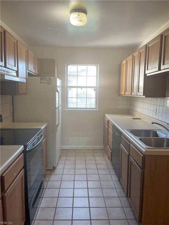 Building Photo - 3601 Wetherington Dr