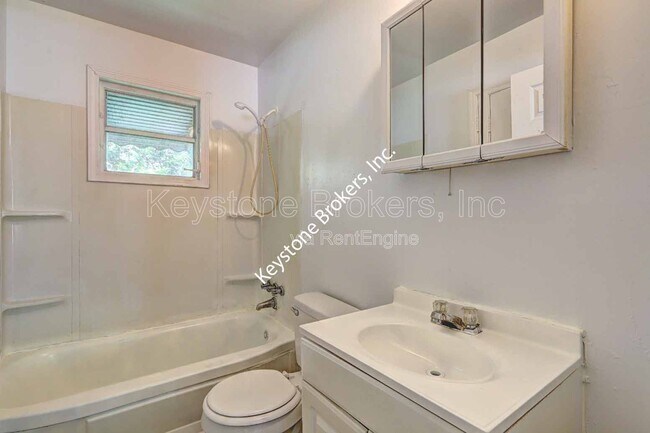 Building Photo - 3495 Charleston Cir