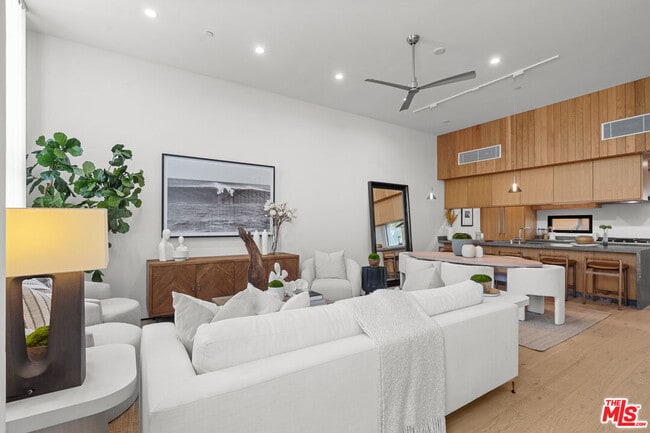 Building Photo - 11706 Charnock Rd