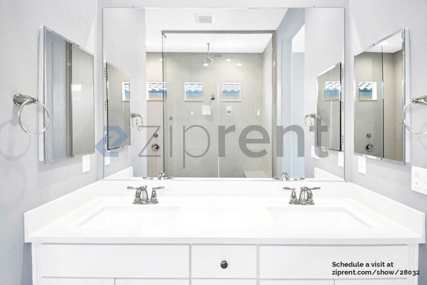 Building Photo - 69 Cabernet