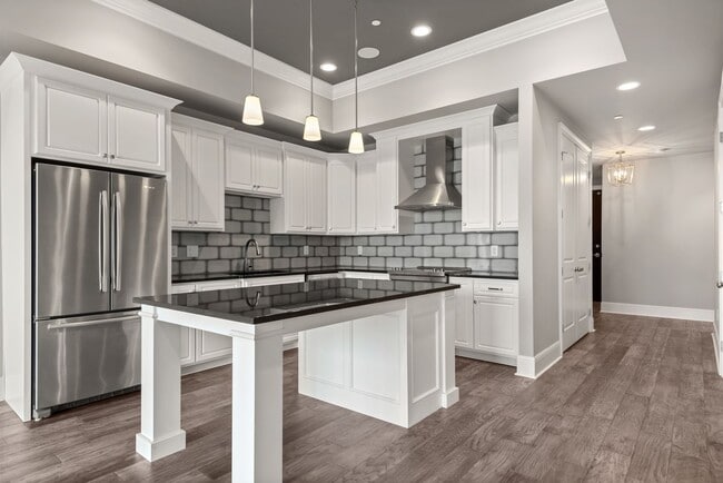 Building Photo - Lakefront Condo at Revery Point