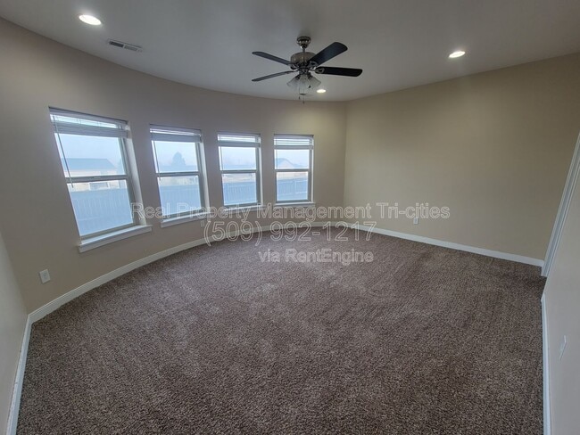 Building Photo - 2348 W 49th Ave