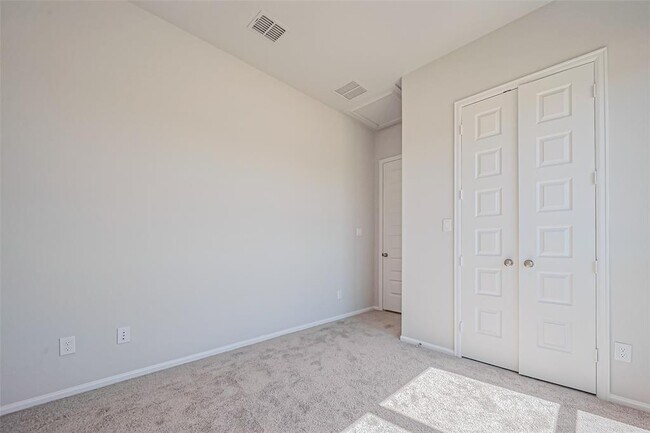 Building Photo - 4046 Colony Ln