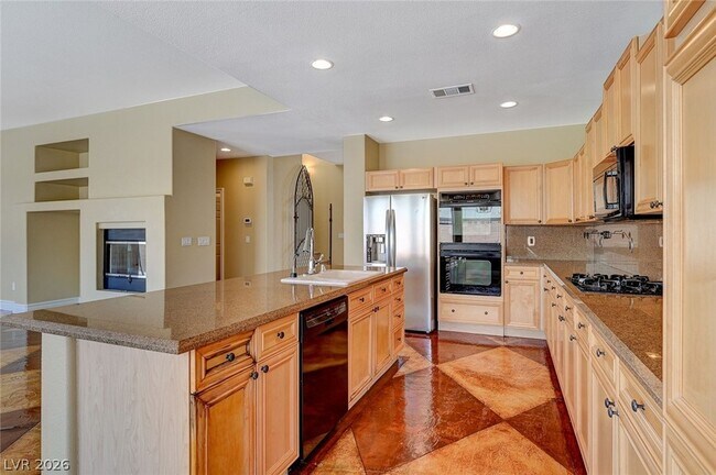 Building Photo - 9462 Castillana Ct