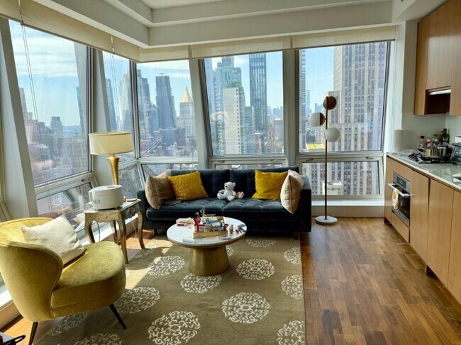 Building Photo - 1 bedroom in New York NY 10018