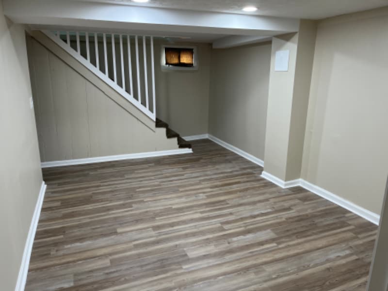 Building Photo - 4023 Valley View Dr