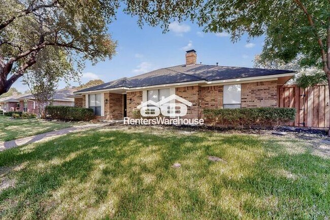 Building Photo - Completely Refreshed Plano Home Ready for ...