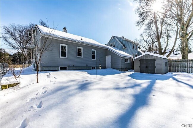 Building Photo - 105 Salem Rd