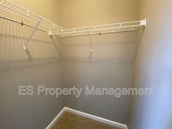 Building Photo - 6629 W Denton Dr