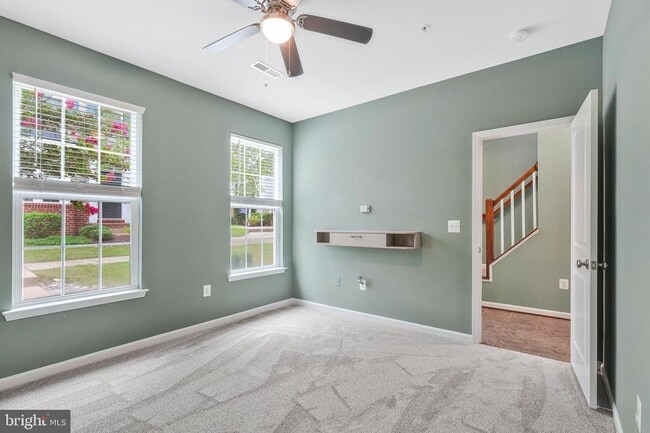 Building Photo - 59 Steeplechase Dr